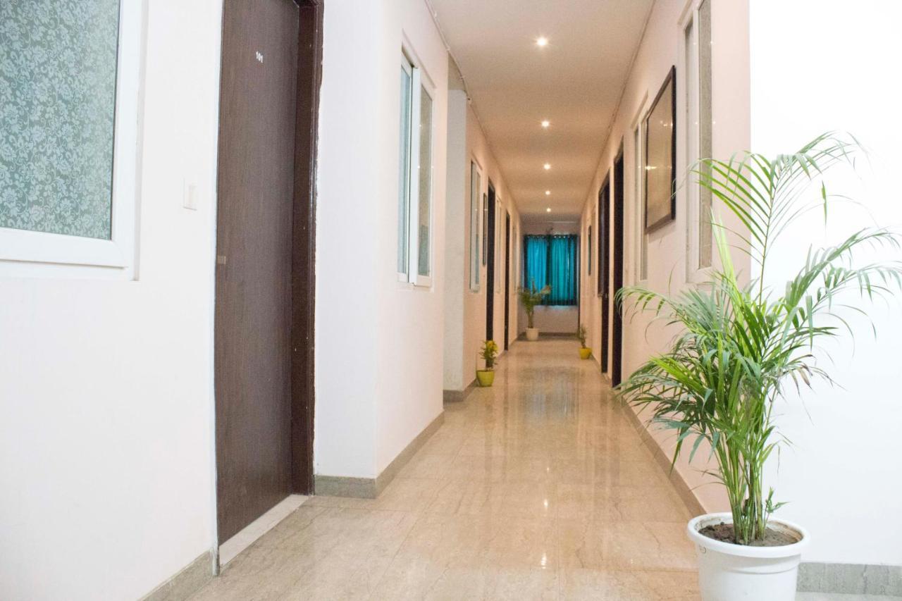 Jsb Hotel Faridabad Exterior foto