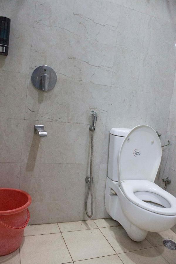 Jsb Hotel Faridabad Exterior foto